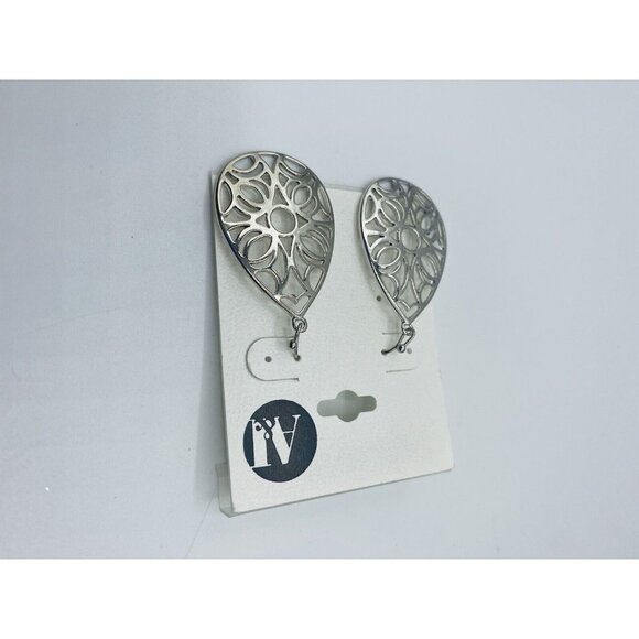 A&I Silvertone Open Work Teardrop Hook Earrings New - Picture 2 of 3